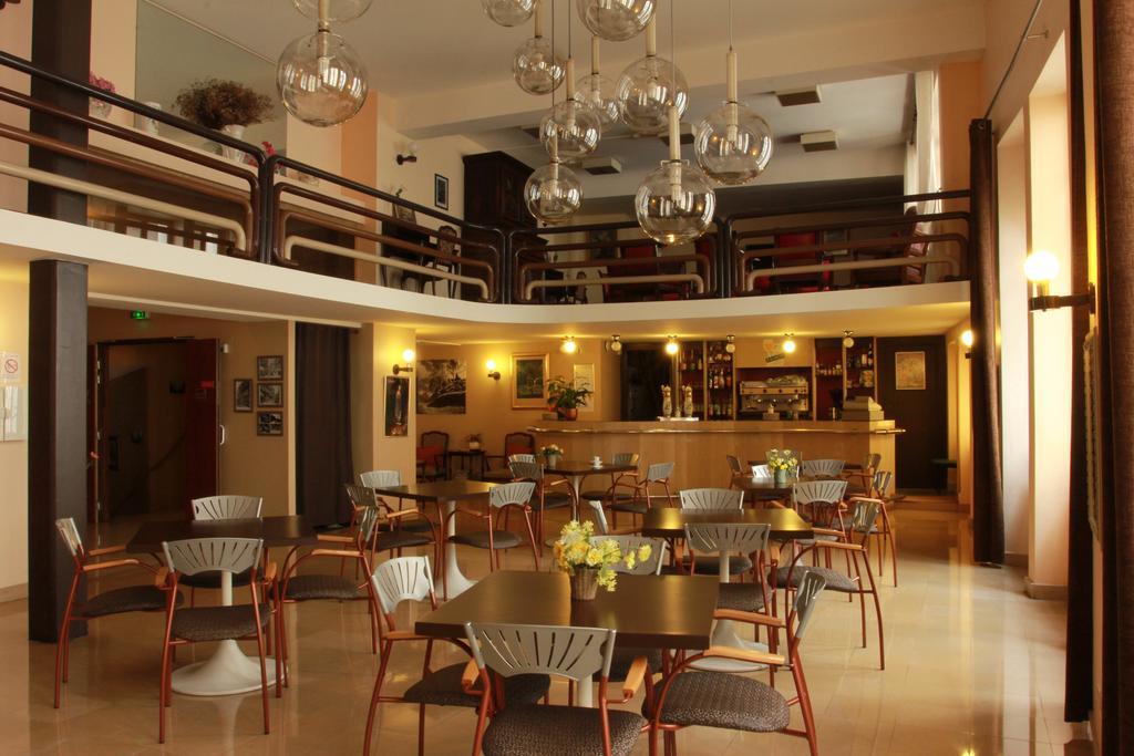 Hotel Saint Sebastien Lourdes Eksteriør bilde