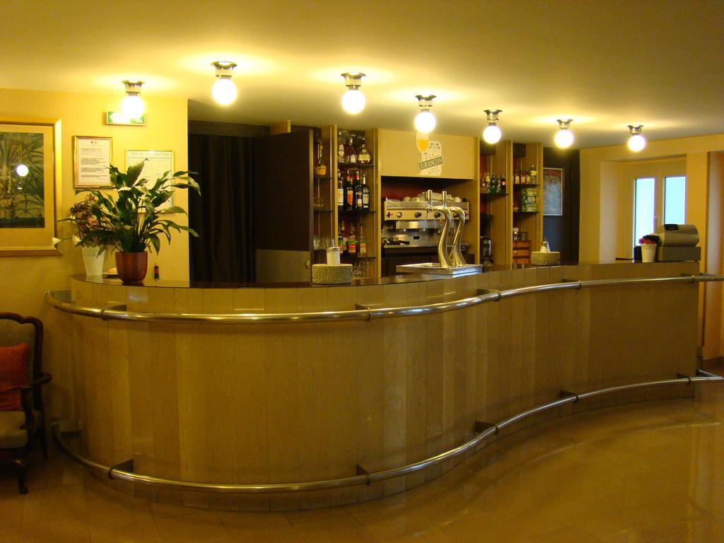 Hotel Saint Sebastien Lourdes Eksteriør bilde