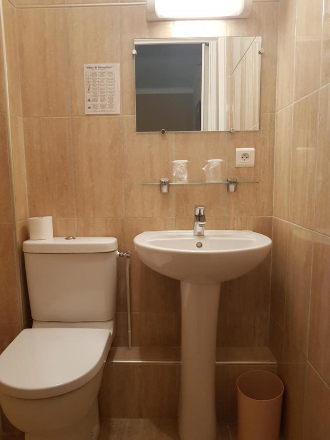 Hotel Saint Sebastien Lourdes Eksteriør bilde